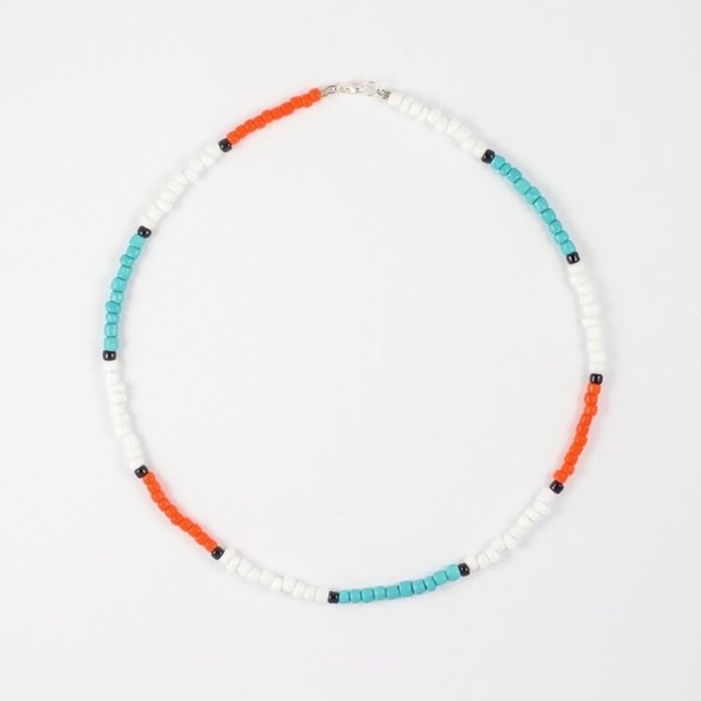 Coconut girl seed bead choker necklace